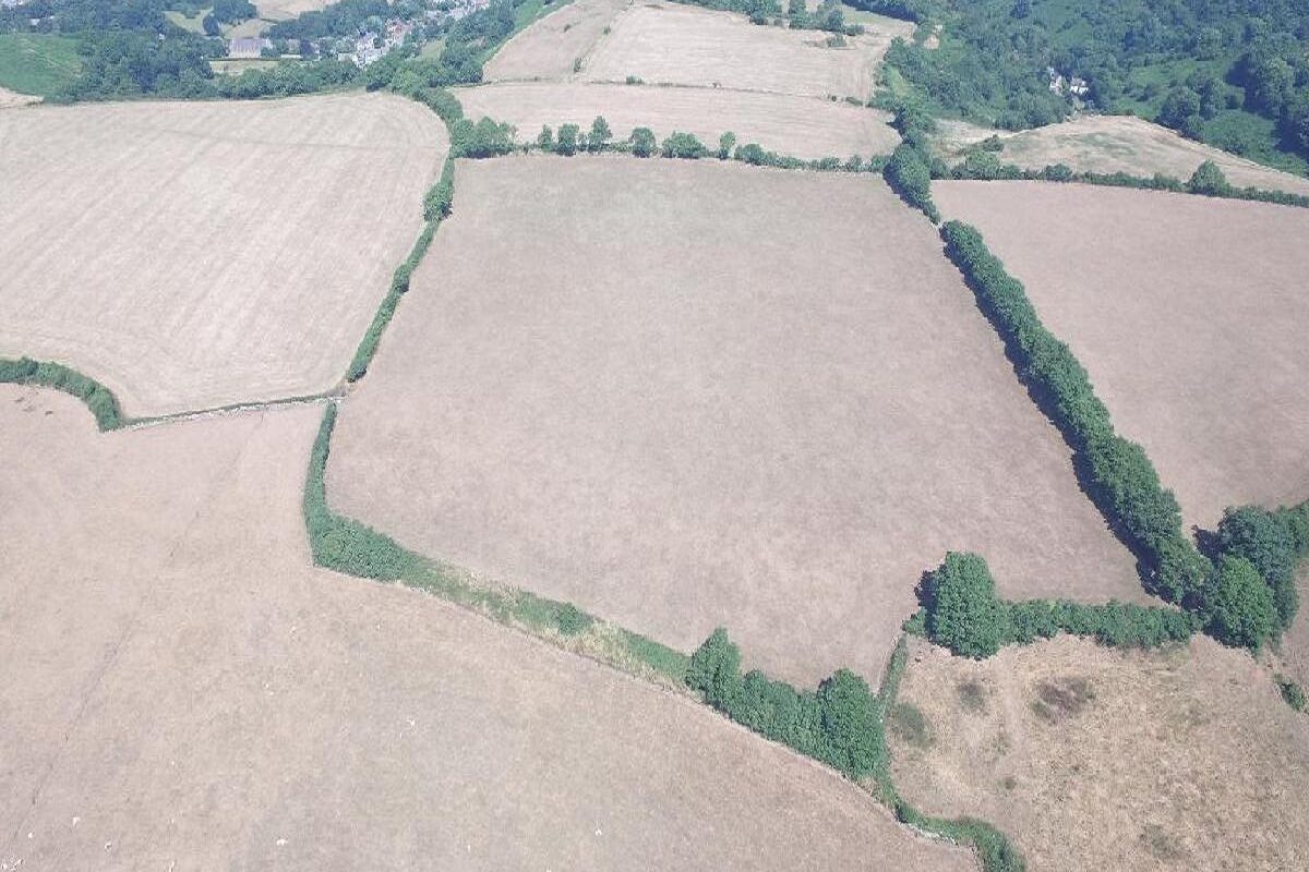 Chisels from the air