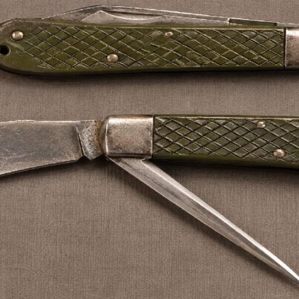 1963. Knife attack 1